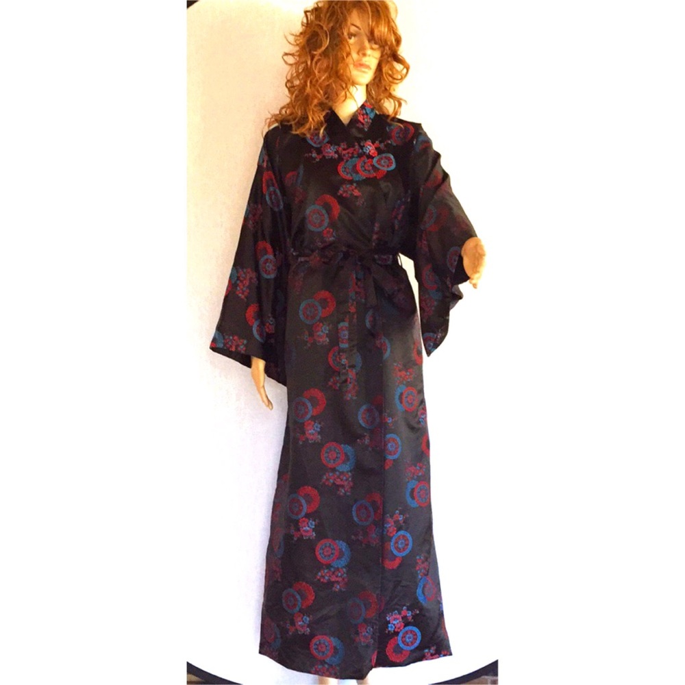 Vintage Kimono robe black silk